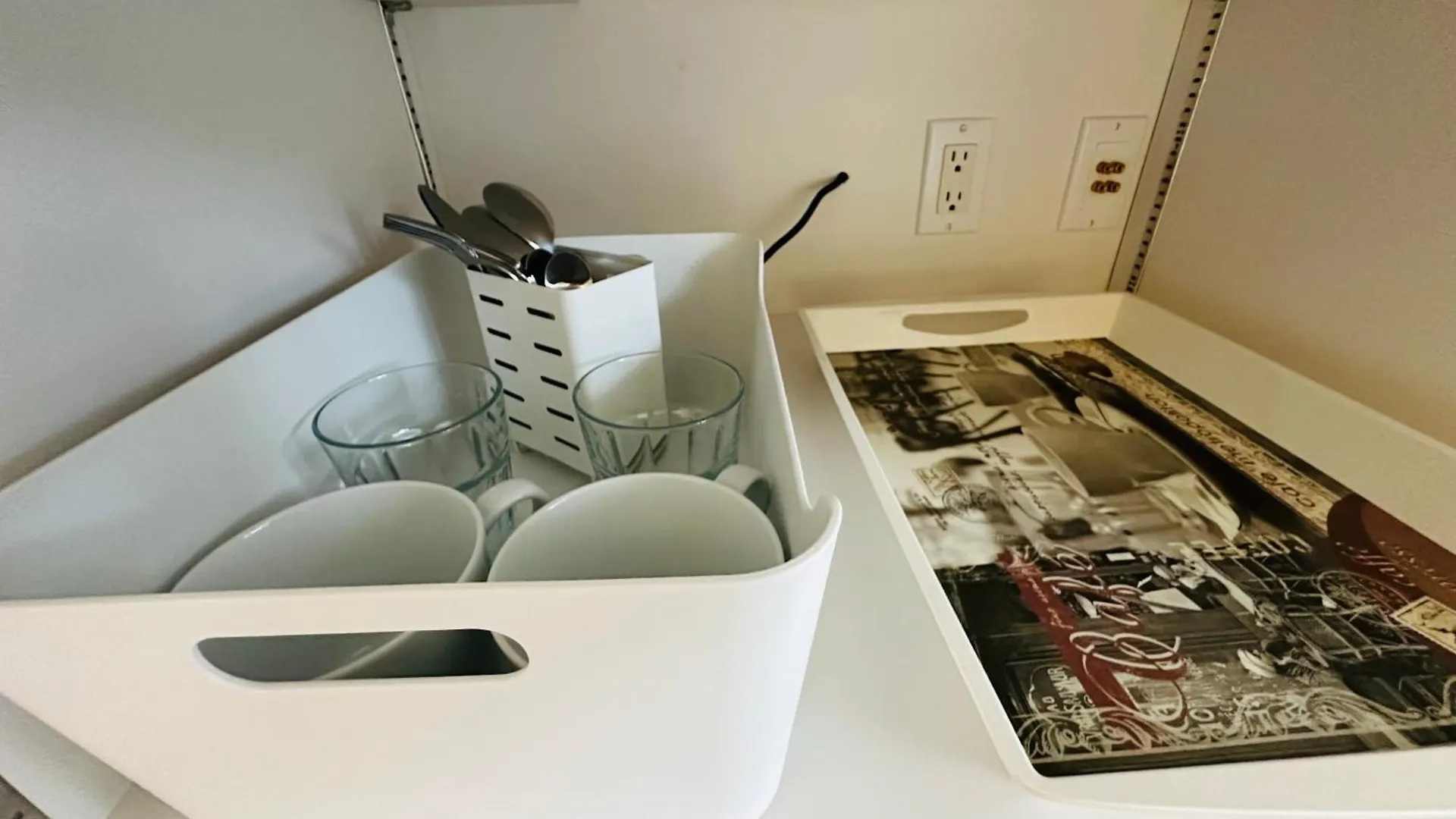 Cozy Home In Dunbar 밴쿠버